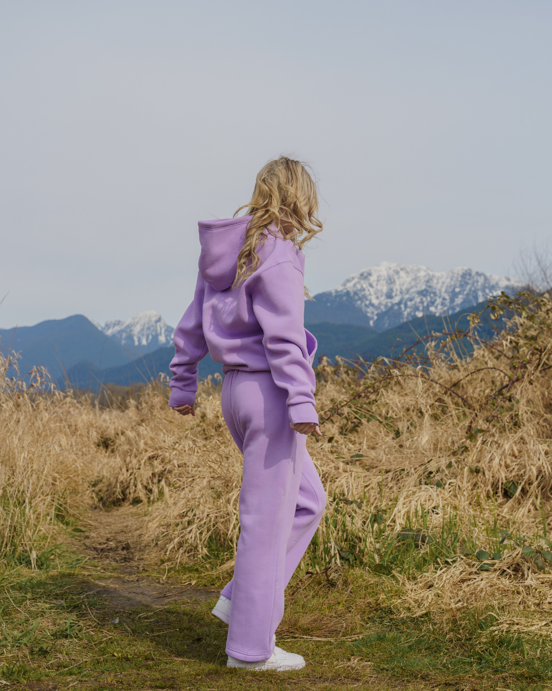 Pastel Shrds Sweatpants